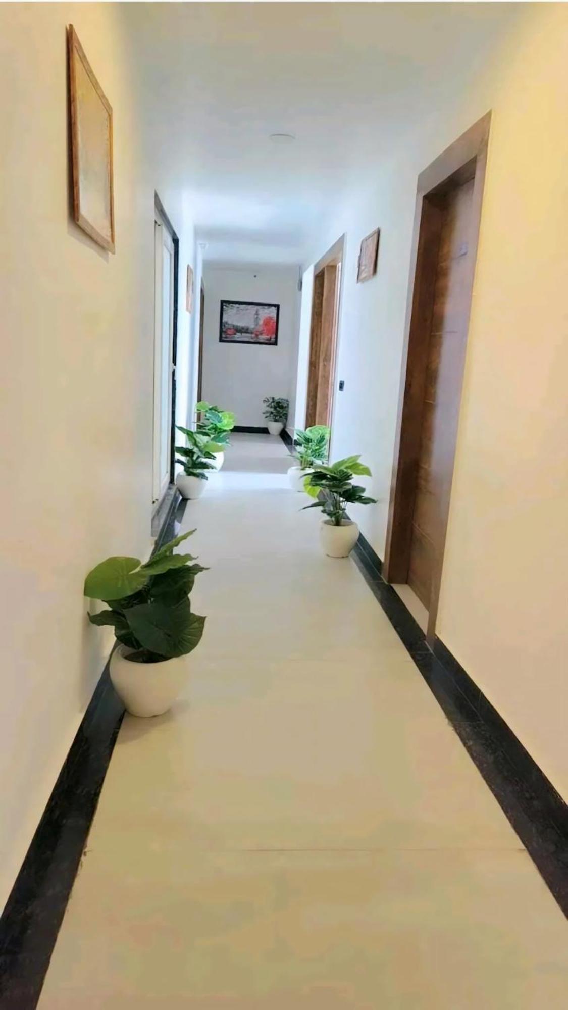 Glace Stay Inn Near Igi Airport Nové Dillí Exteriér fotografie
